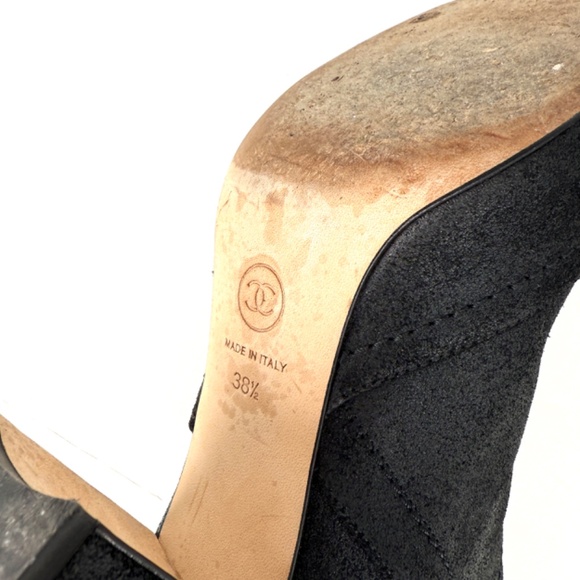 CHANEL 2014 Interlocking CC Chain Logo Black Ankle Booties Boots 38.5 8 - Picture 14 of 14